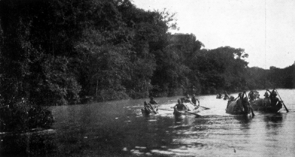 "Our downstream flotilla." Verslag van een rijs naar Hendriktop by Gonggrijp & Stahel (1923).