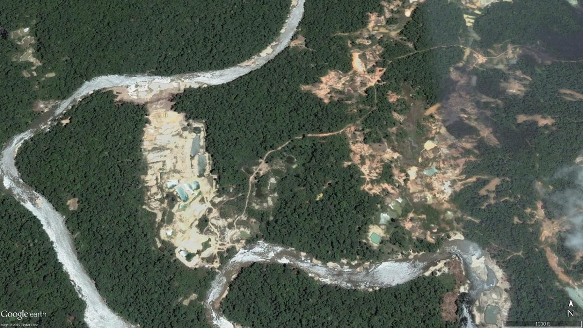 Alluvial gold mining in Matawai lands, as seen via Google Earth.